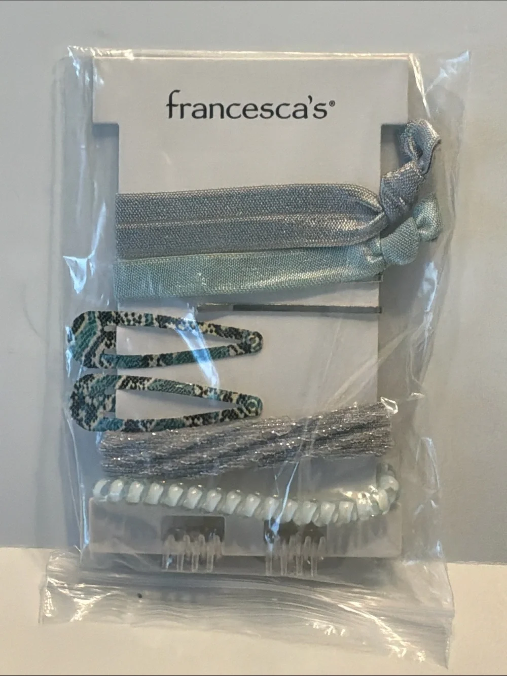 Francesca’s Mixed Hair Accessories Set